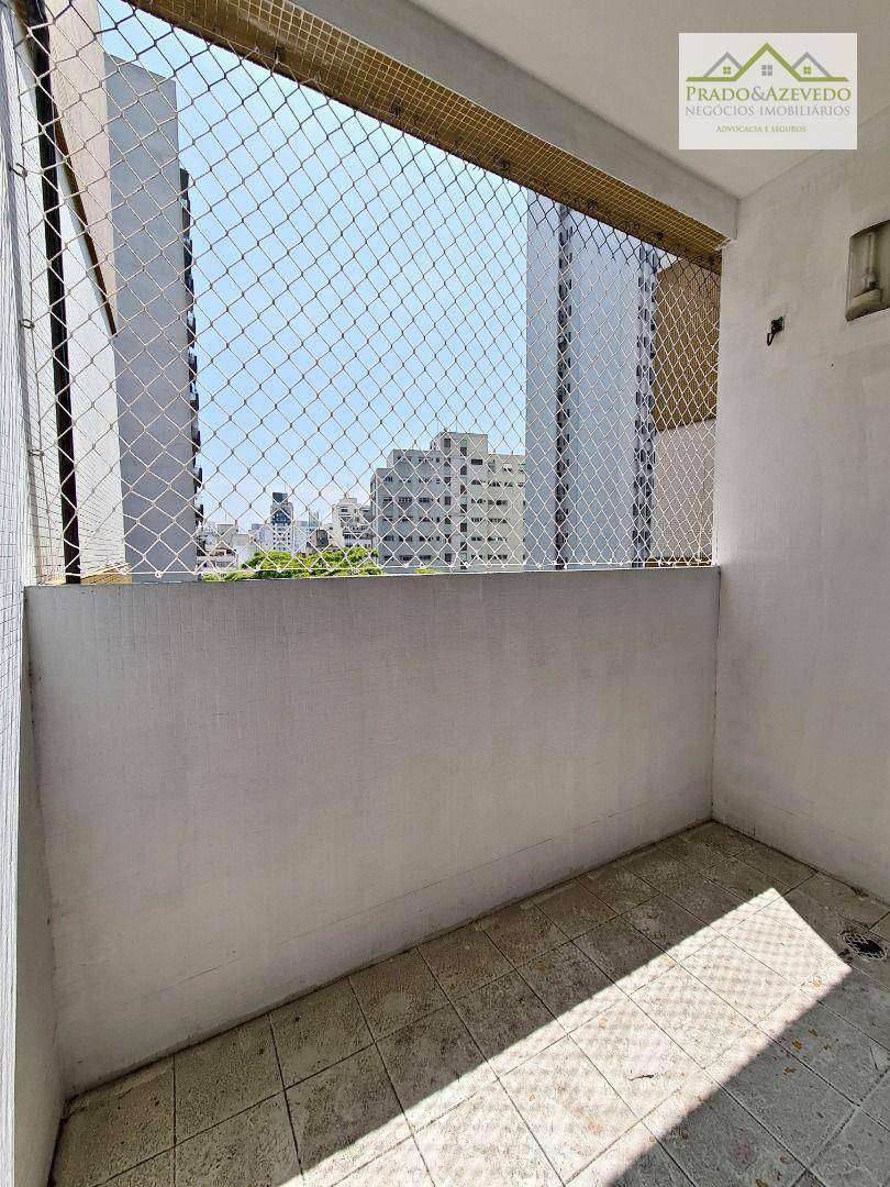 Apartamento à venda com 2 quartos, 62m² - Foto 3