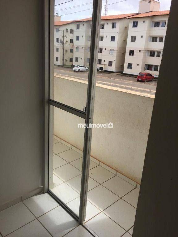 Apartamento à venda com 2 quartos, 46m² - Foto 2