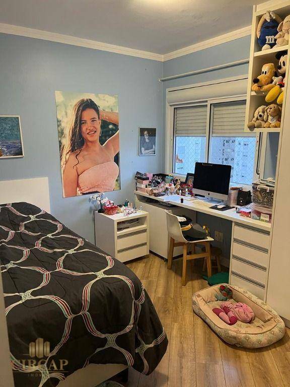 Apartamento à venda com 3 quartos, 168m² - Foto 16