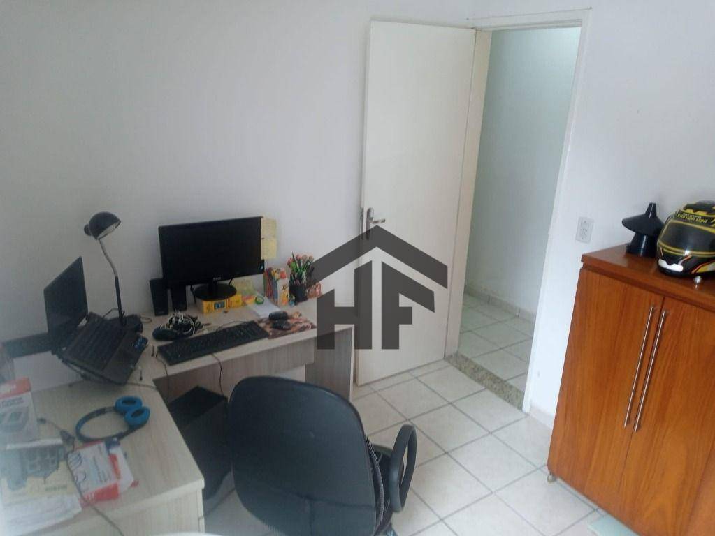 Apartamento à venda com 3 quartos, 81m² - Foto 11