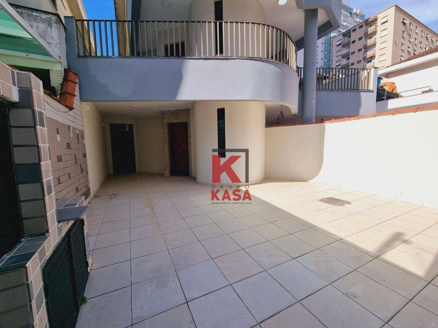 Casa à venda e aluguel com 3 quartos, 339m² - Foto 61