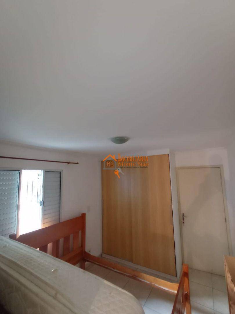 Sobrado à venda com 5 quartos, 250m² - Foto 32