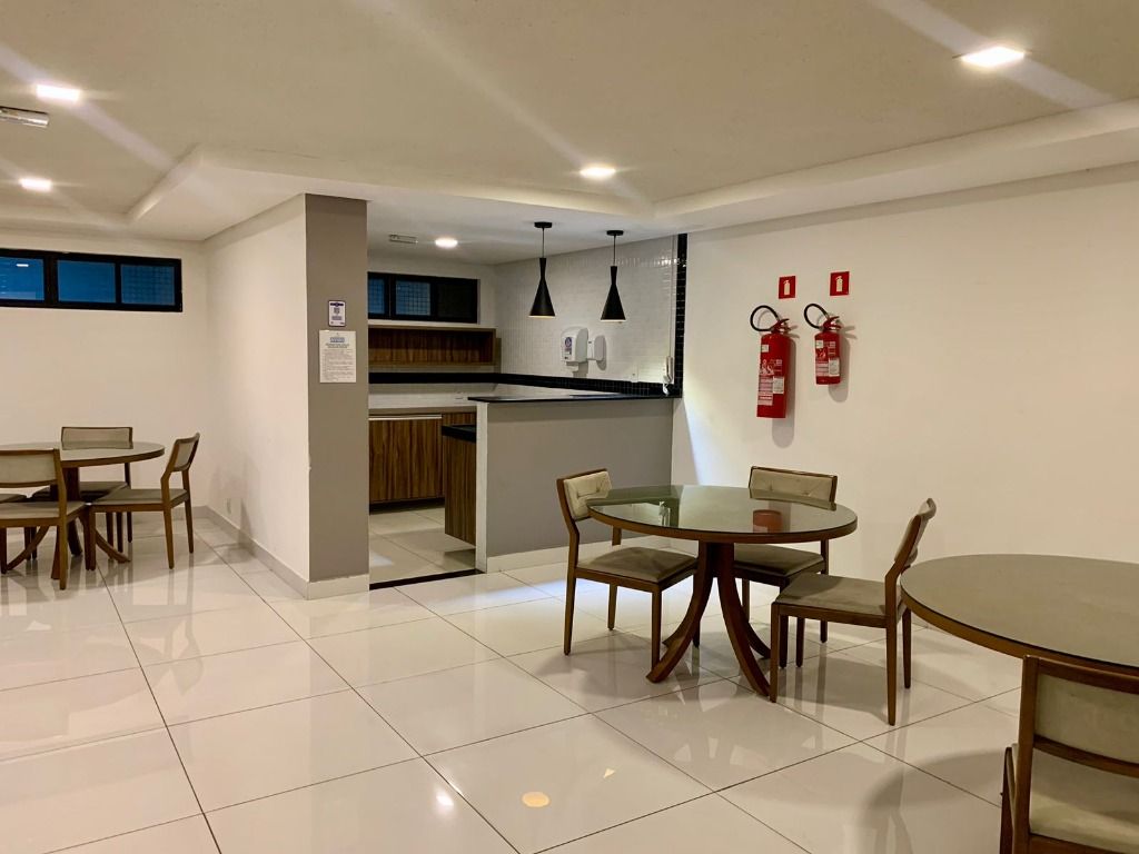 Apartamento para alugar com 3 quartos, 100m² - Foto 14