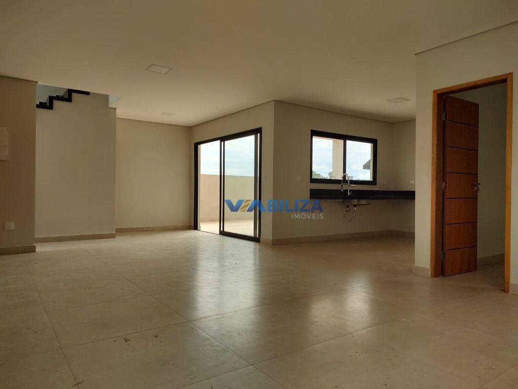 Sobrado à venda com 4 quartos, 264m² - Foto 3