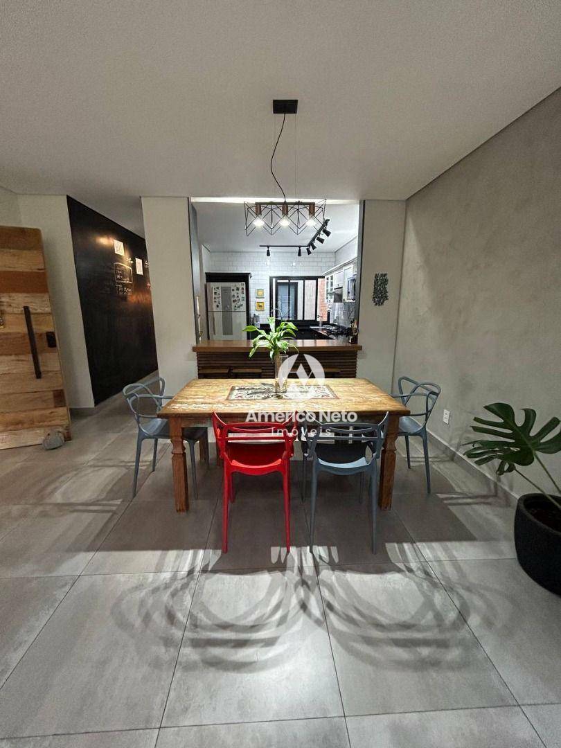 Casa à venda com 4 quartos, 203m² - Foto 13