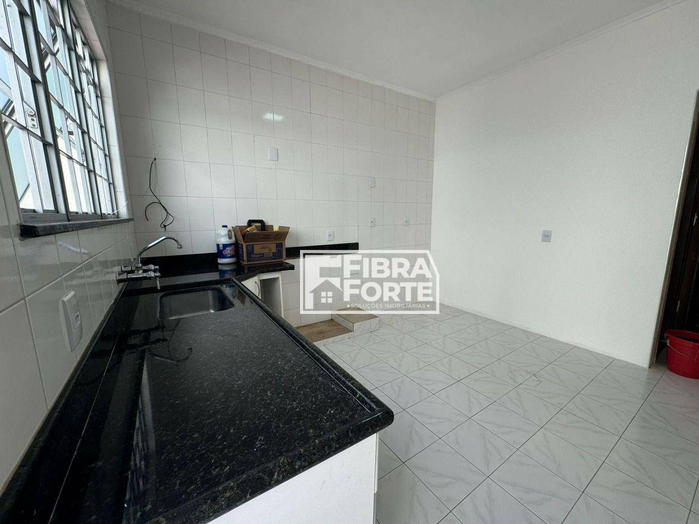 Casa à venda com 3 quartos, 199m² - Foto 13