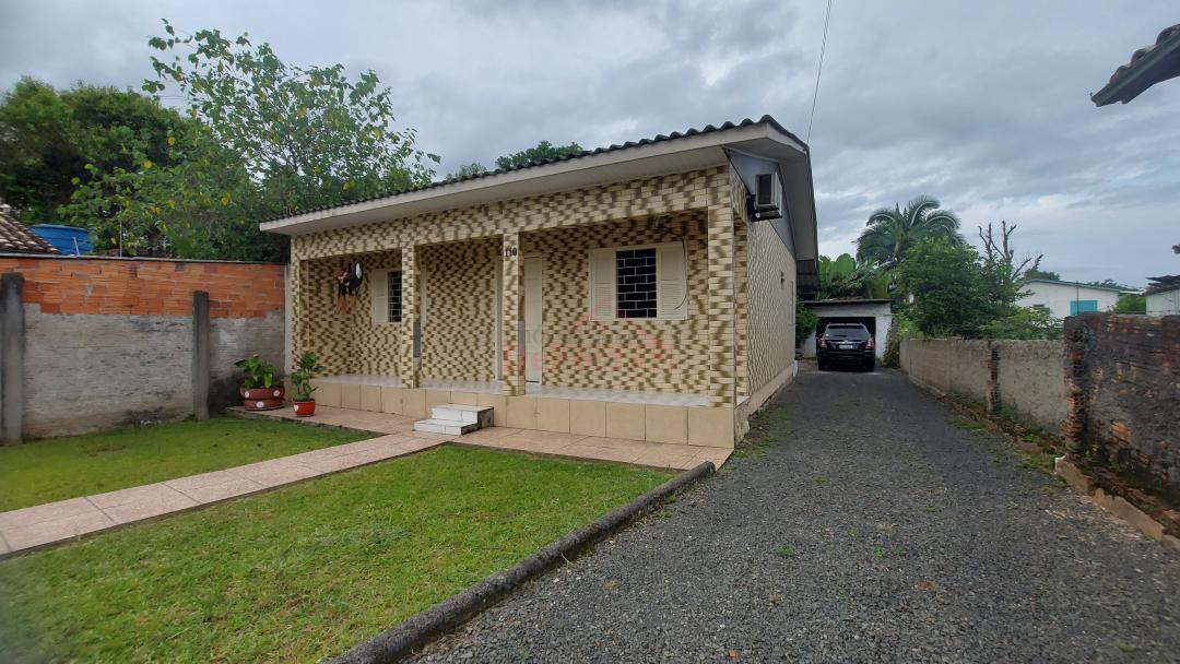 Casa à venda com 3 quartos, 72m² - Foto 1