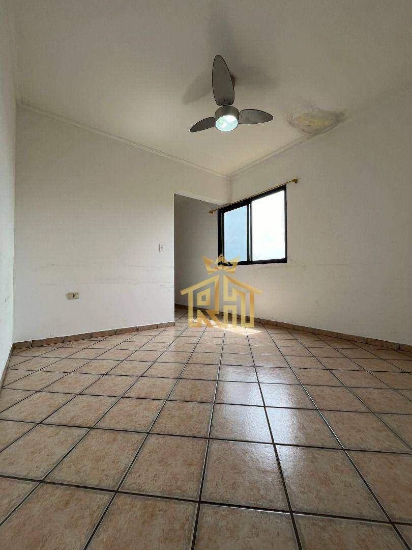 Apartamento à venda com 1 quarto, 45m² - Foto 2