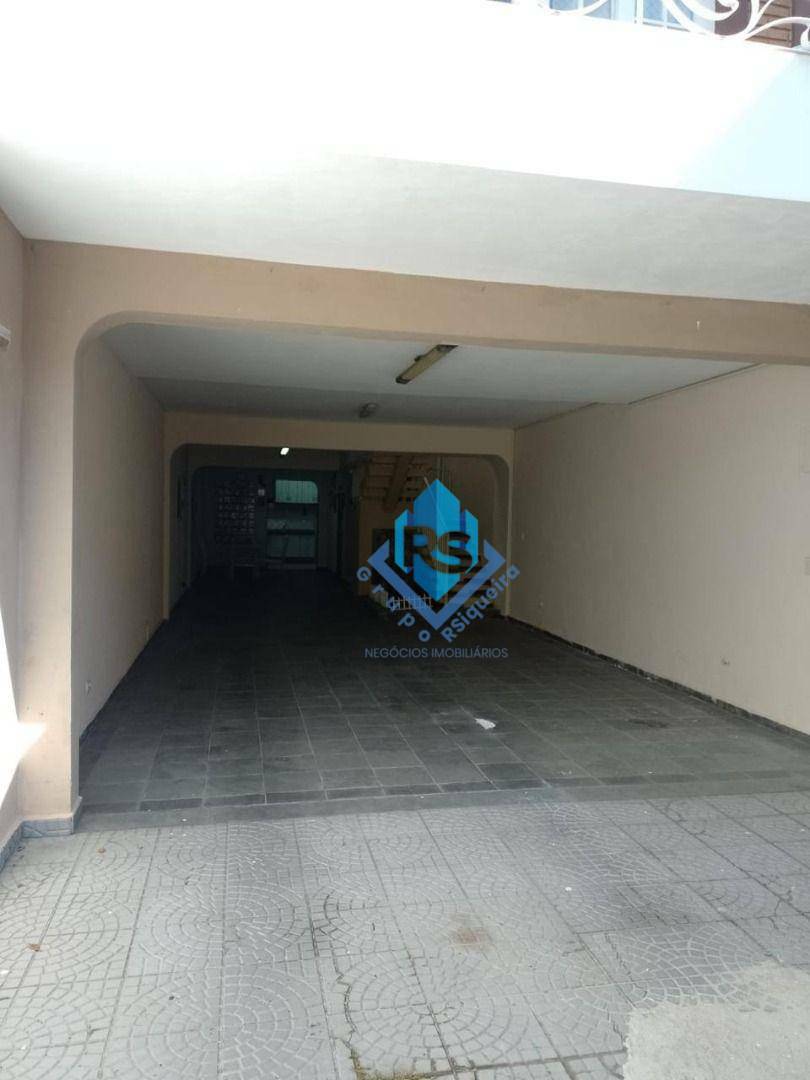 Sobrado à venda e aluguel com 3 quartos, 225M2 - Foto 4