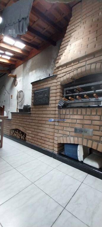 Sobrado, 4 quartos, 200 m² - Foto 4