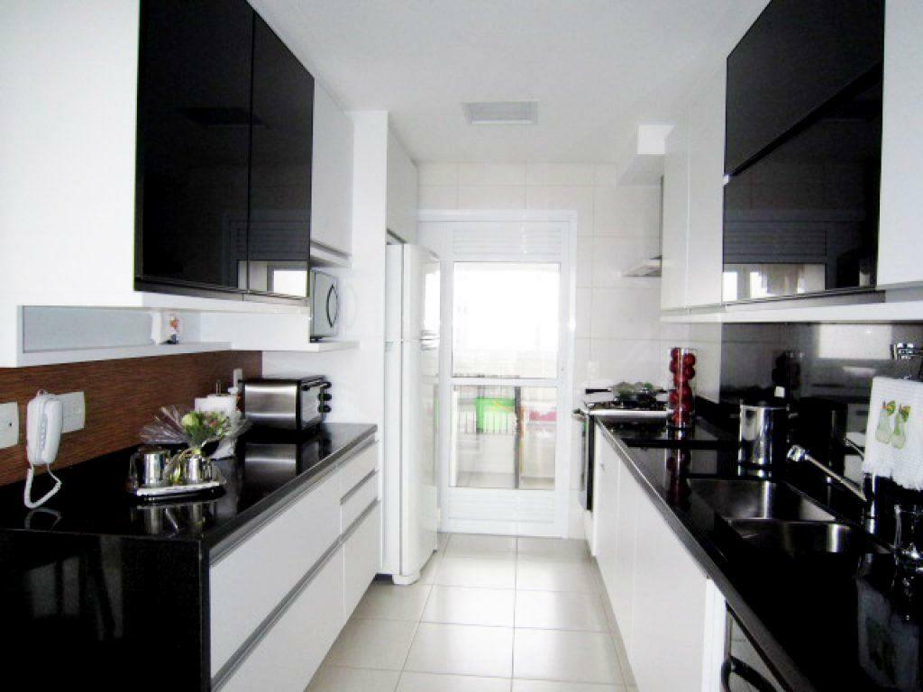 Apartamento à venda com 4 quartos, 150m² - Foto 1