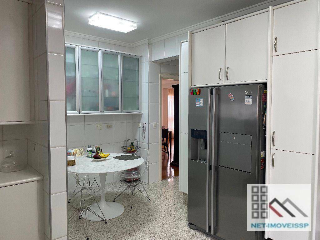 Apartamento à venda com 3 quartos, 250m² - Foto 6