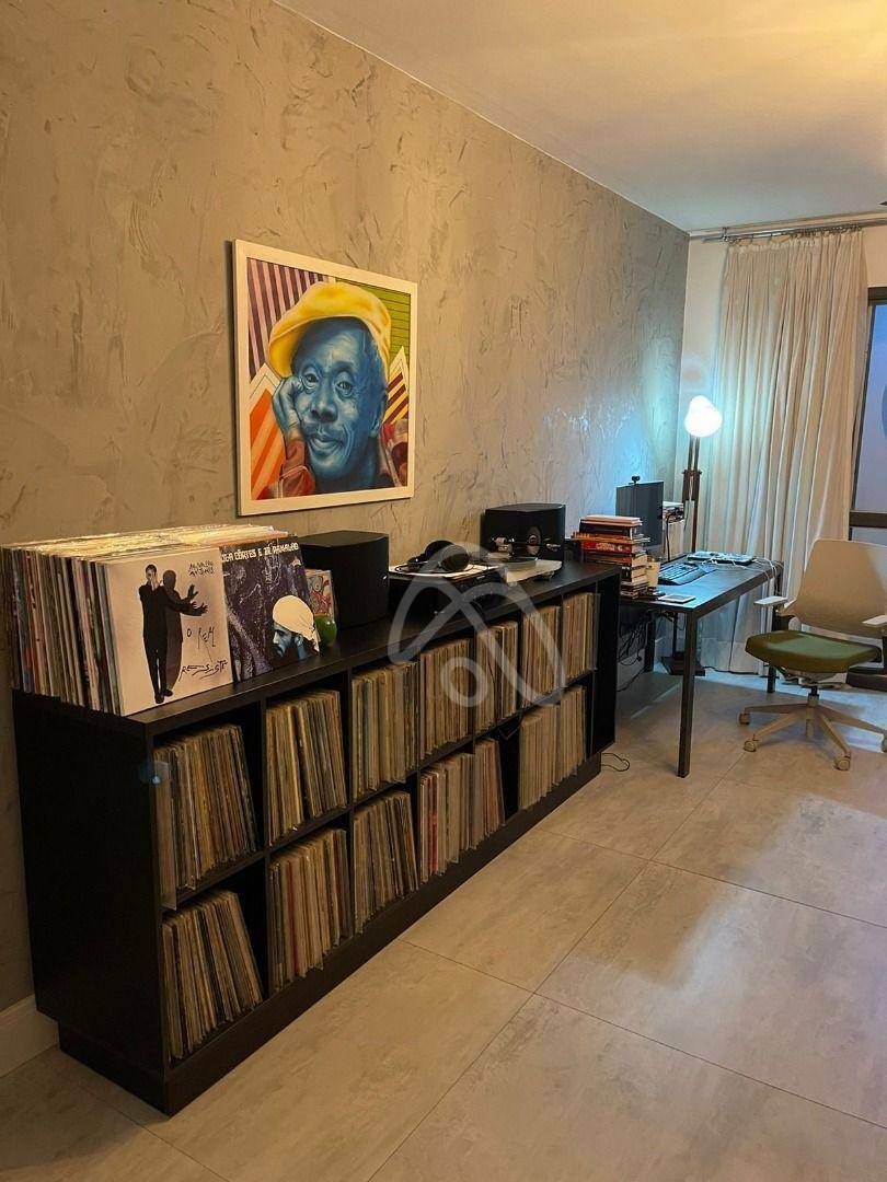 Apartamento à venda com 4 quartos, 190m² - Foto 6