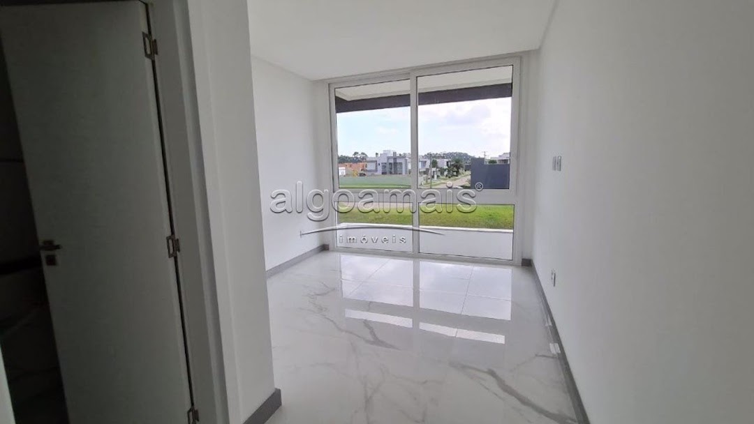 Casa de Condomínio à venda com 4 quartos, 280m² - Foto 15