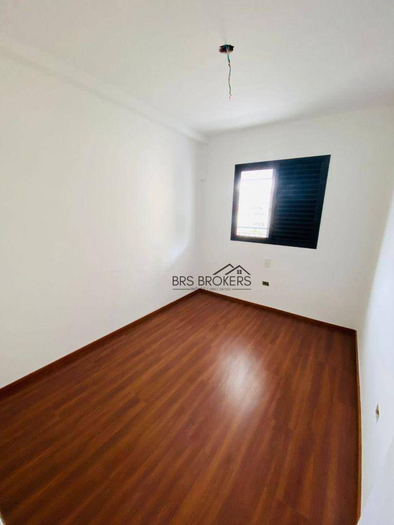 Apartamento à venda com 2 quartos, 65m² - Foto 18