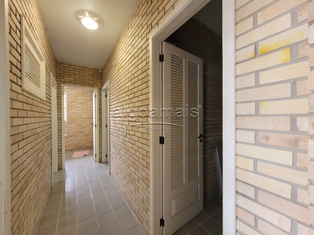 Casa à venda com 4 quartos, 210m² - Foto 53