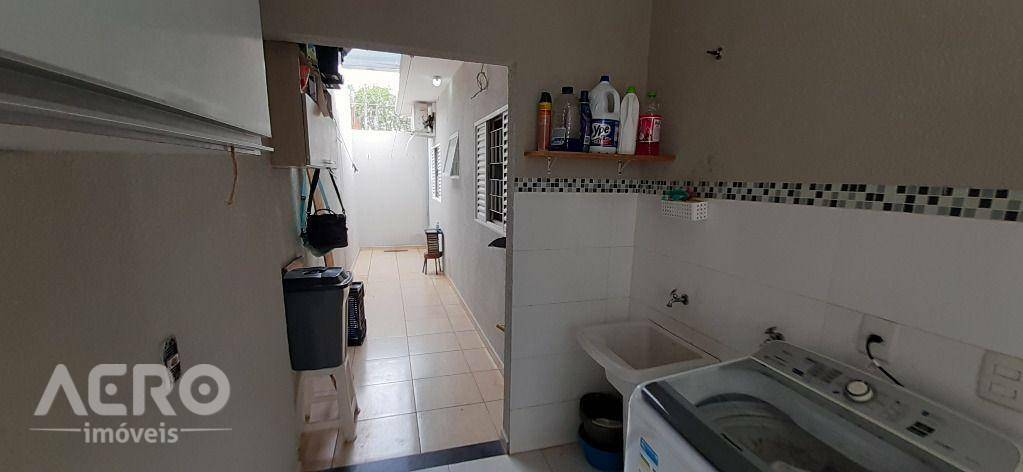 Casa à venda com 3 quartos, 130m² - Foto 36