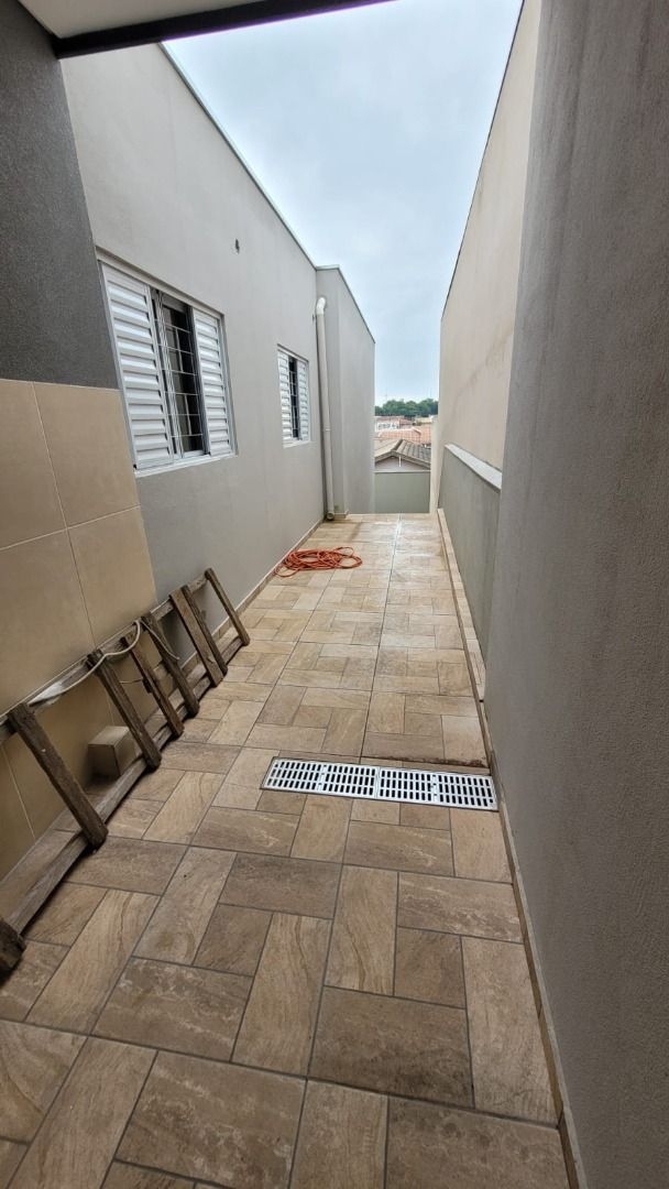 Casa à venda com 3 quartos, 160m² - Foto 4