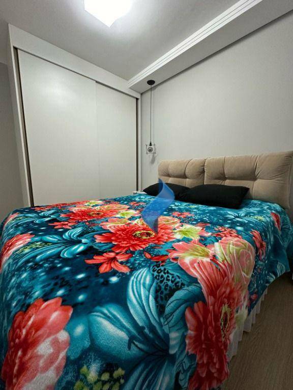 Apartamento à venda com 2 quartos, 48m² - Foto 4