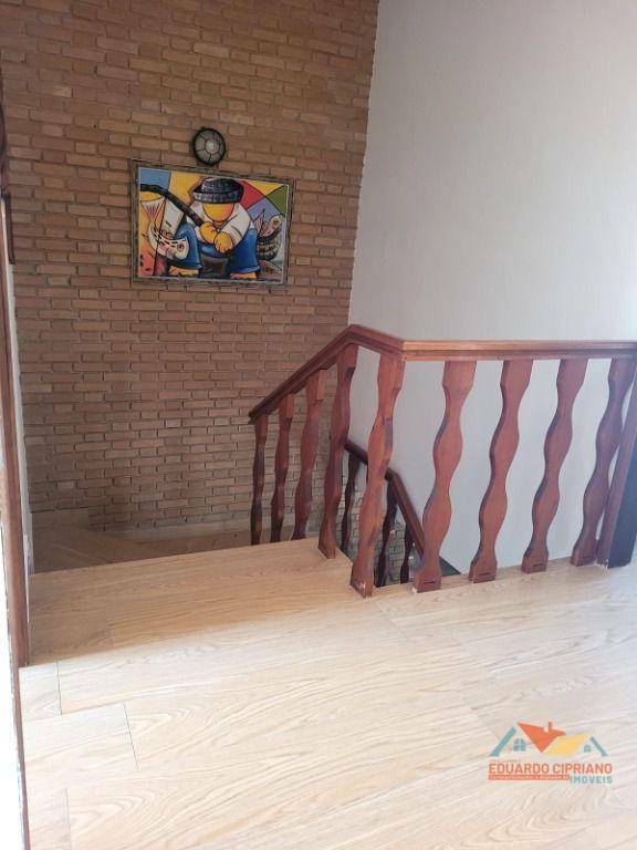 Sobrado à venda com 4 quartos, 218m² - Foto 39