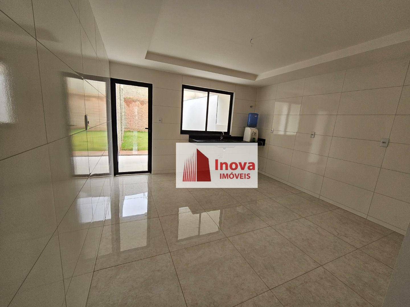 Casa à venda com 3 quartos, 130m² - Foto 9