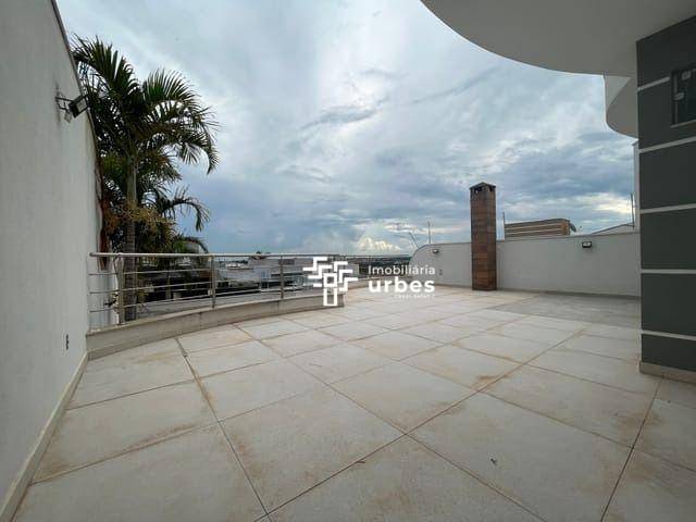 Casa à venda com 4 quartos, 301m² - Foto 36