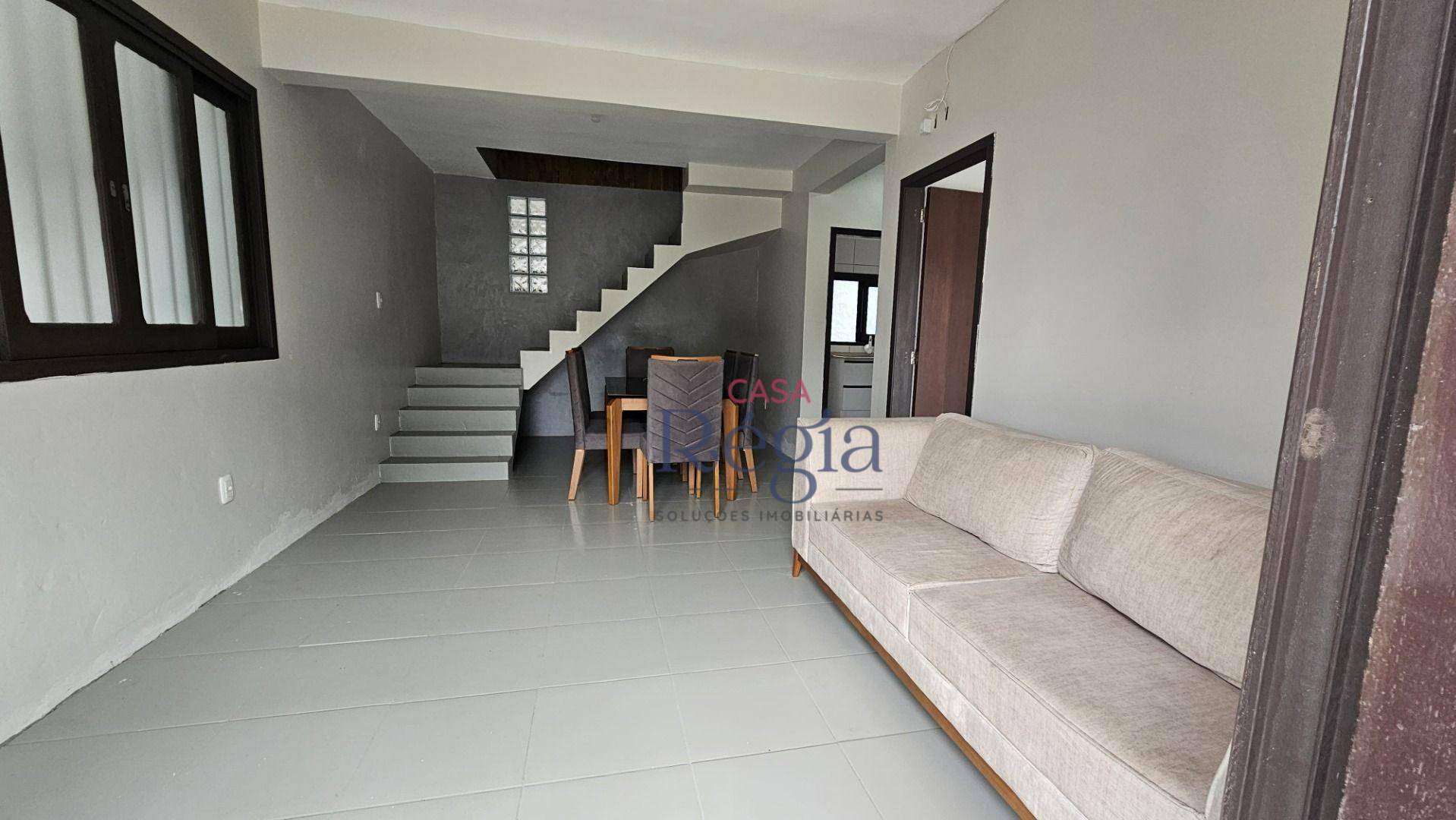 Casa à venda com 5 quartos, 220m² - Foto 18