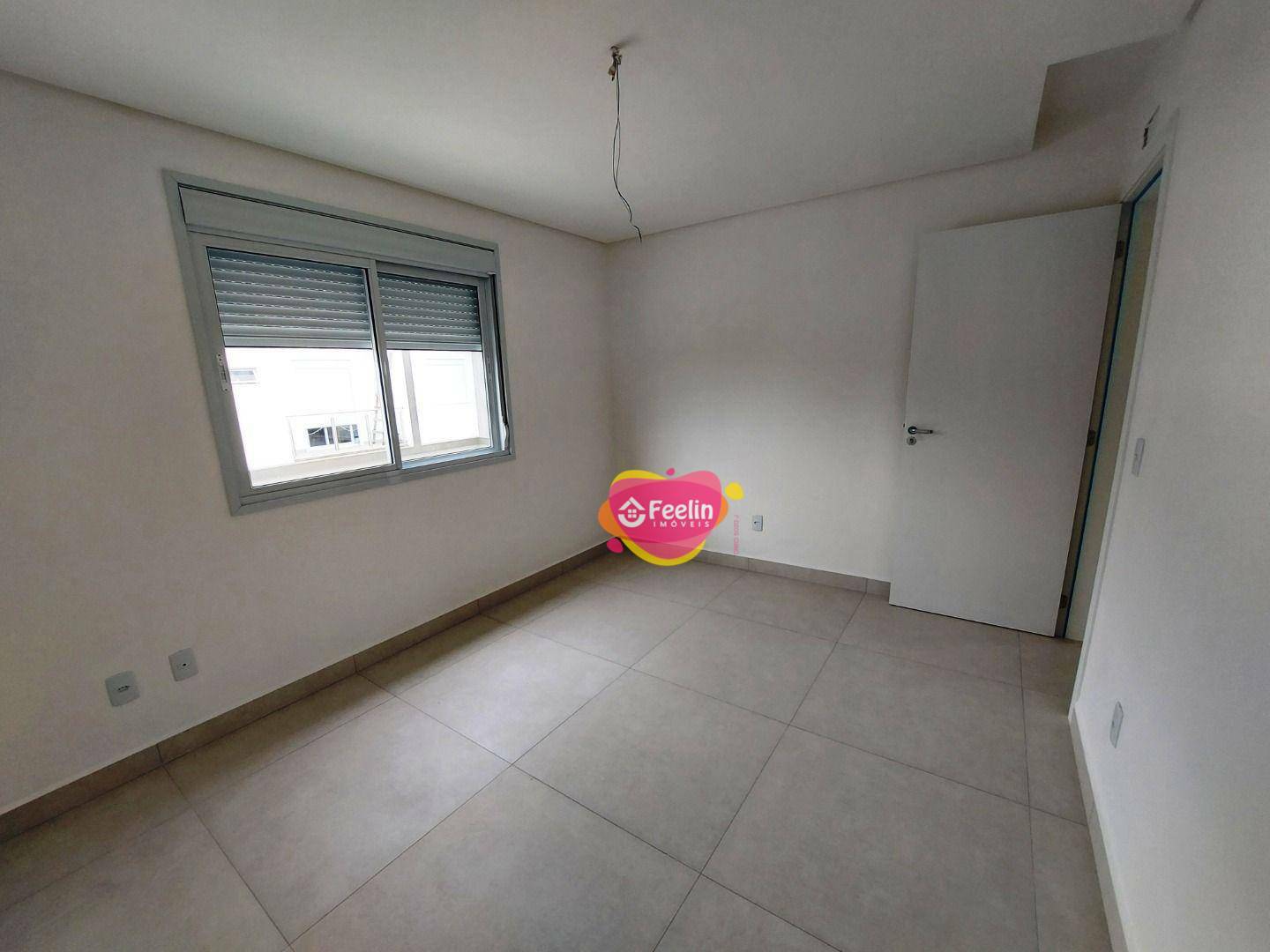 Casa à venda com 3 quartos, 132m² - Foto 13