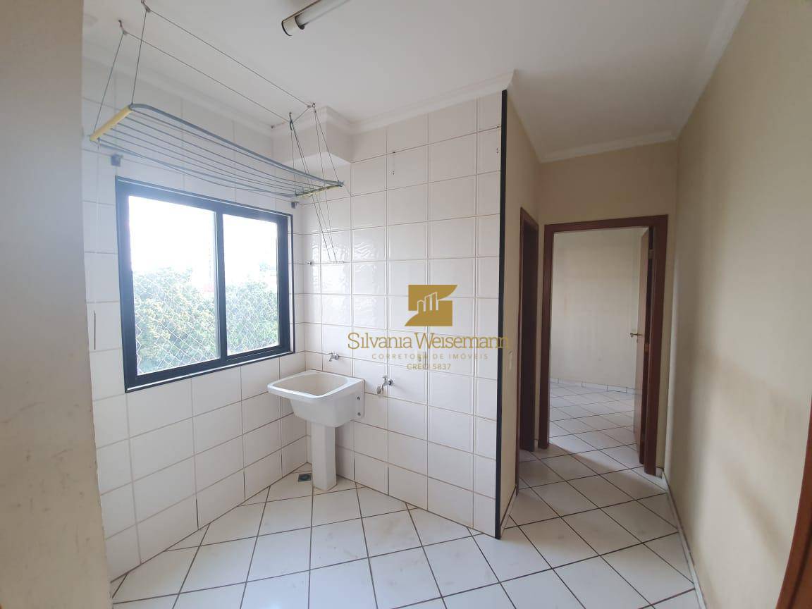 Apartamento à venda com 3 quartos, 161m² - Foto 14