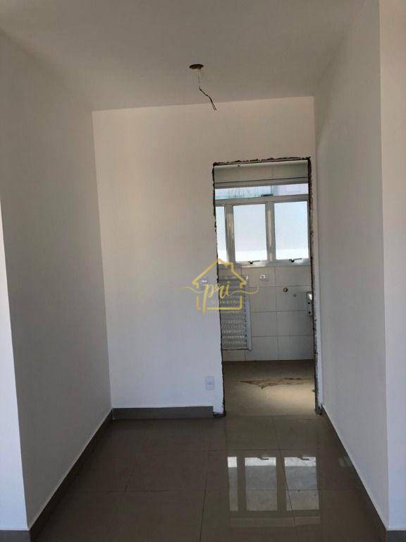 Apartamento à venda com 3 quartos, 106m² - Foto 9