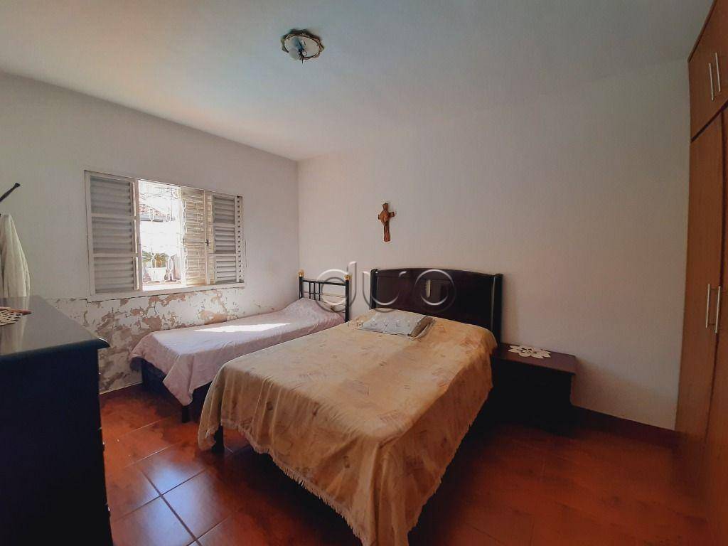 Casa à venda com 3 quartos, 250m² - Foto 15