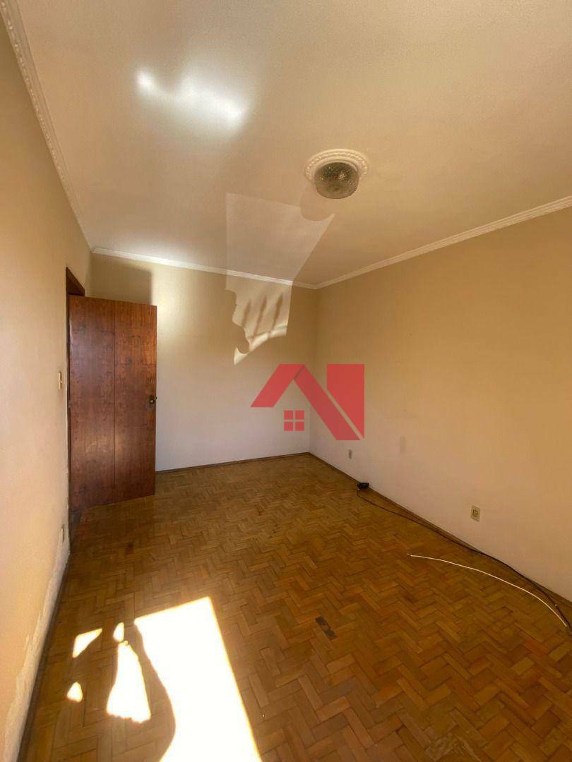 Casa à venda com 3 quartos, 116m² - Foto 18