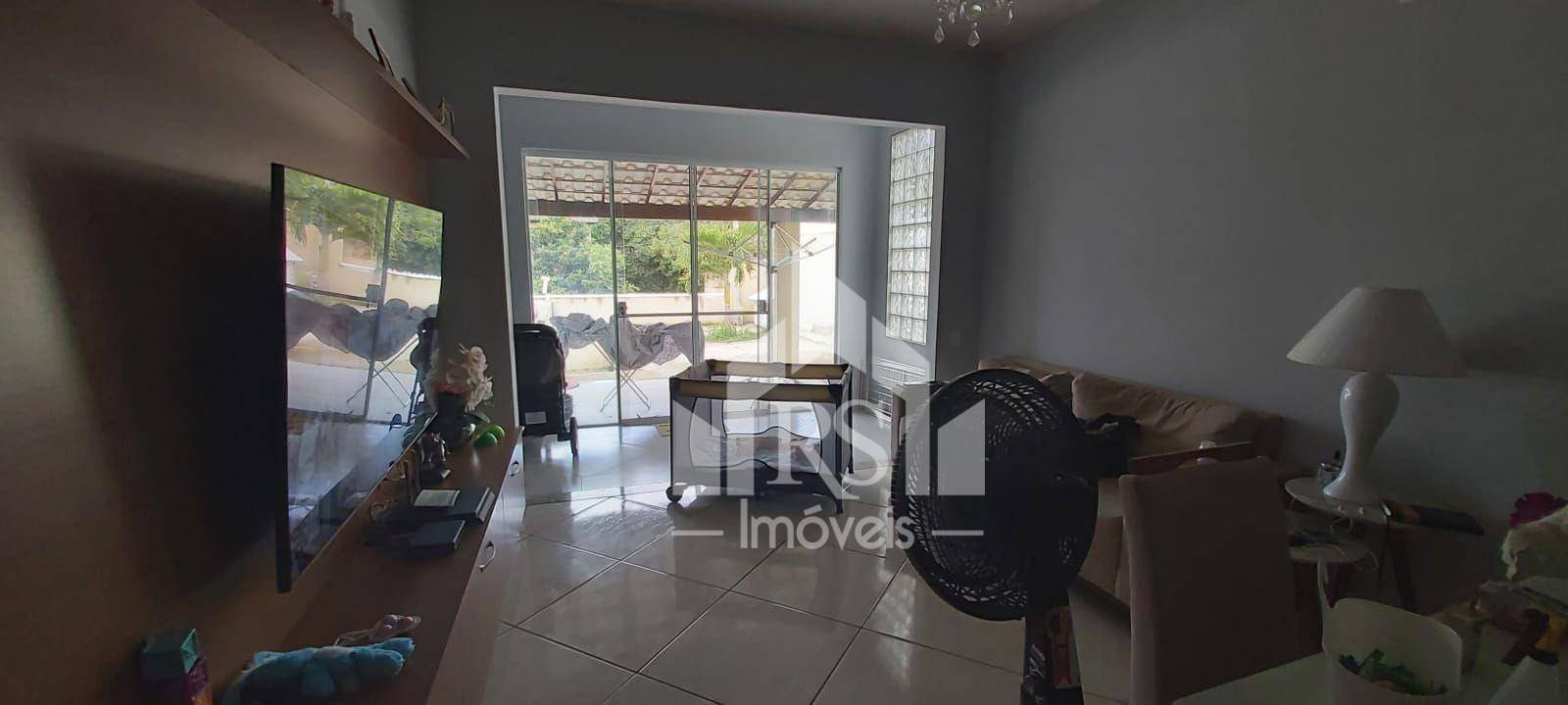Casa à venda com 2 quartos, 120m² - Foto 11