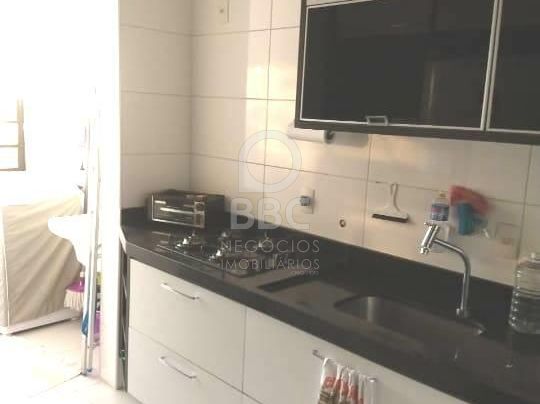 Apartamento à venda com 2 quartos, 66m² - Foto 5