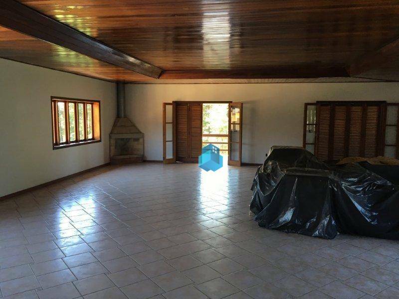 Chácara à venda com 6 quartos, 1000m² - Foto 27