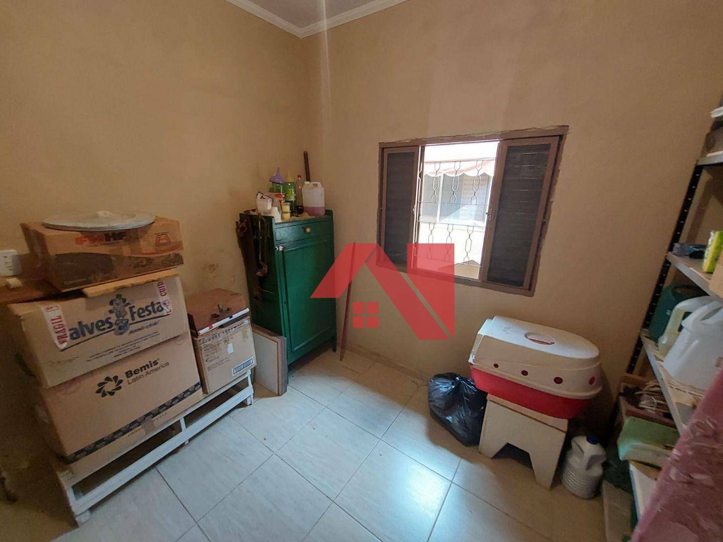 Casa à venda com 4 quartos, 165m² - Foto 6