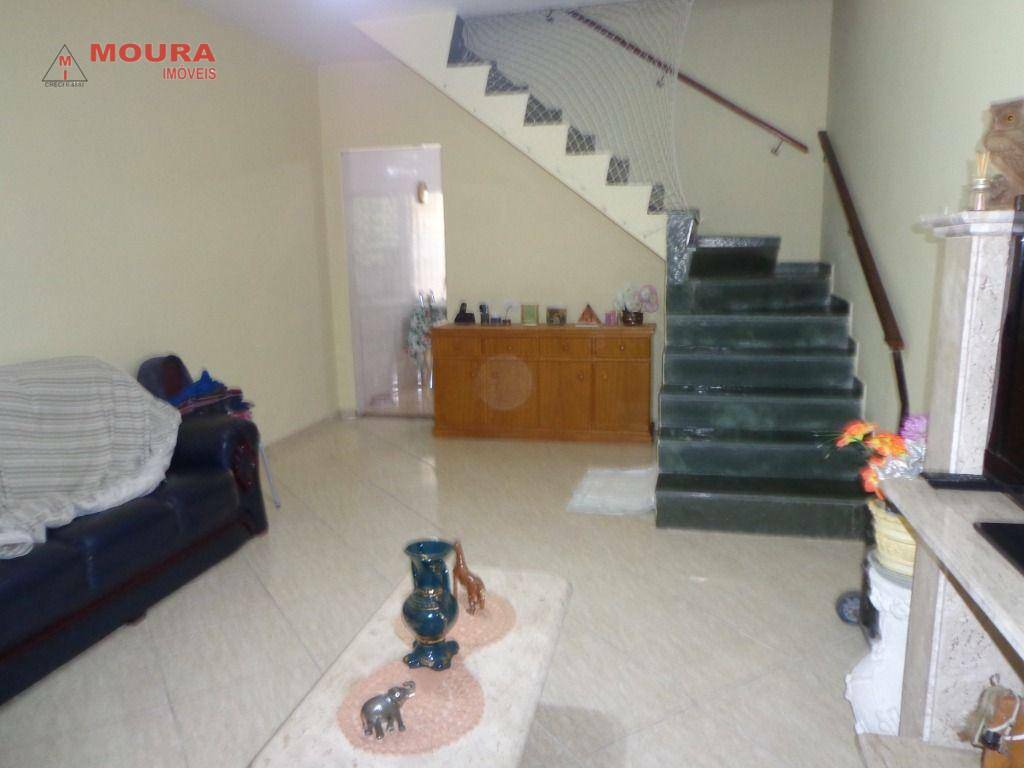 Sobrado à venda com 2 quartos, 120m² - Foto 3