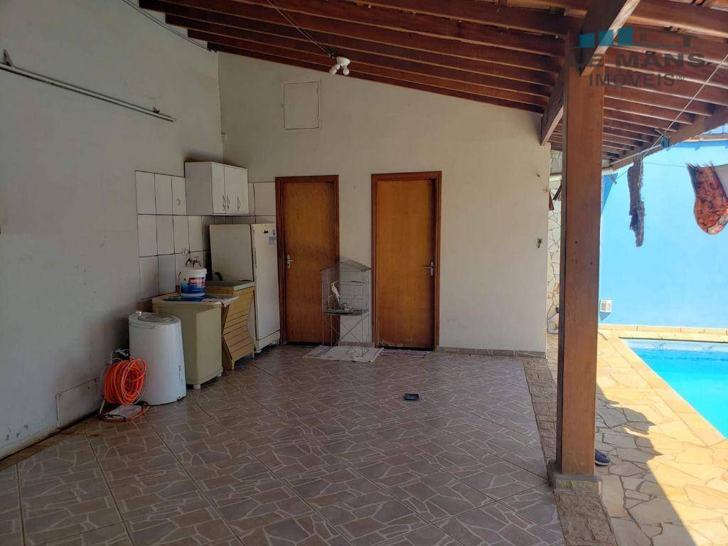 Casa à venda com 2 quartos, 150m² - Foto 38