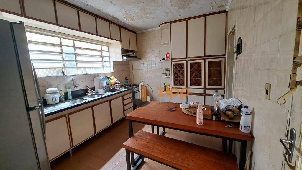 Sobrado à venda com 5 quartos, 270m² - Foto 3