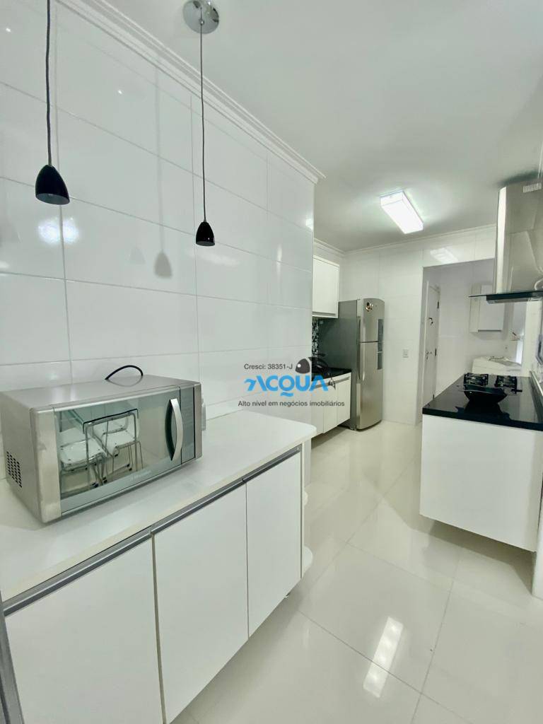 Apartamento à venda com 4 quartos, 105m² - Foto 3