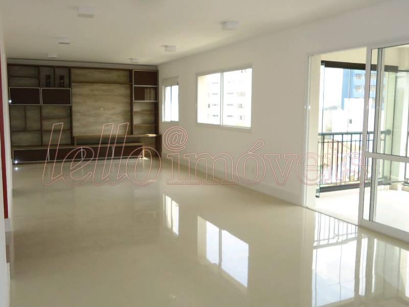 Apartamento para alugar com 3 quartos, 173m² - Foto 1