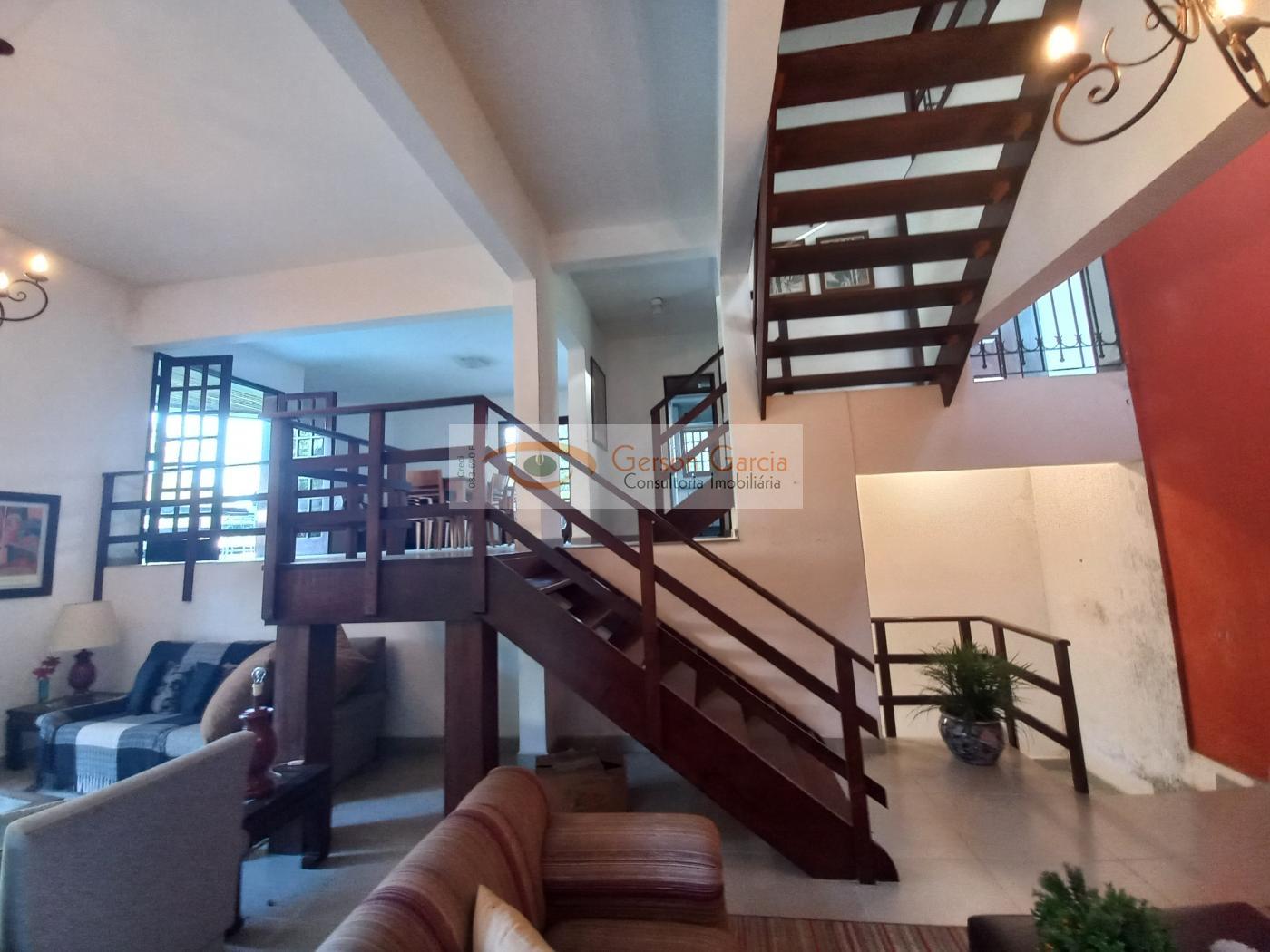 Casa de Condomínio à venda com 3 quartos, 370m² - Foto 1