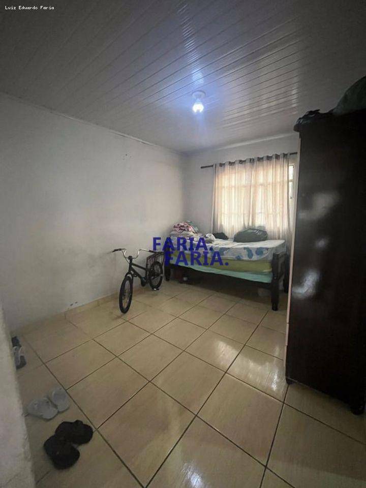 Casa à venda com 3 quartos, 96m² - Foto 7