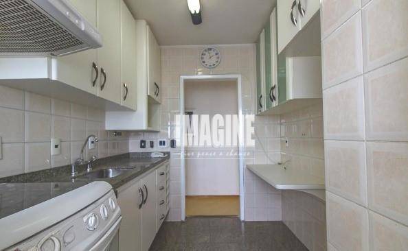 Apartamento para alugar com 2 quartos, 50m² - Foto 6