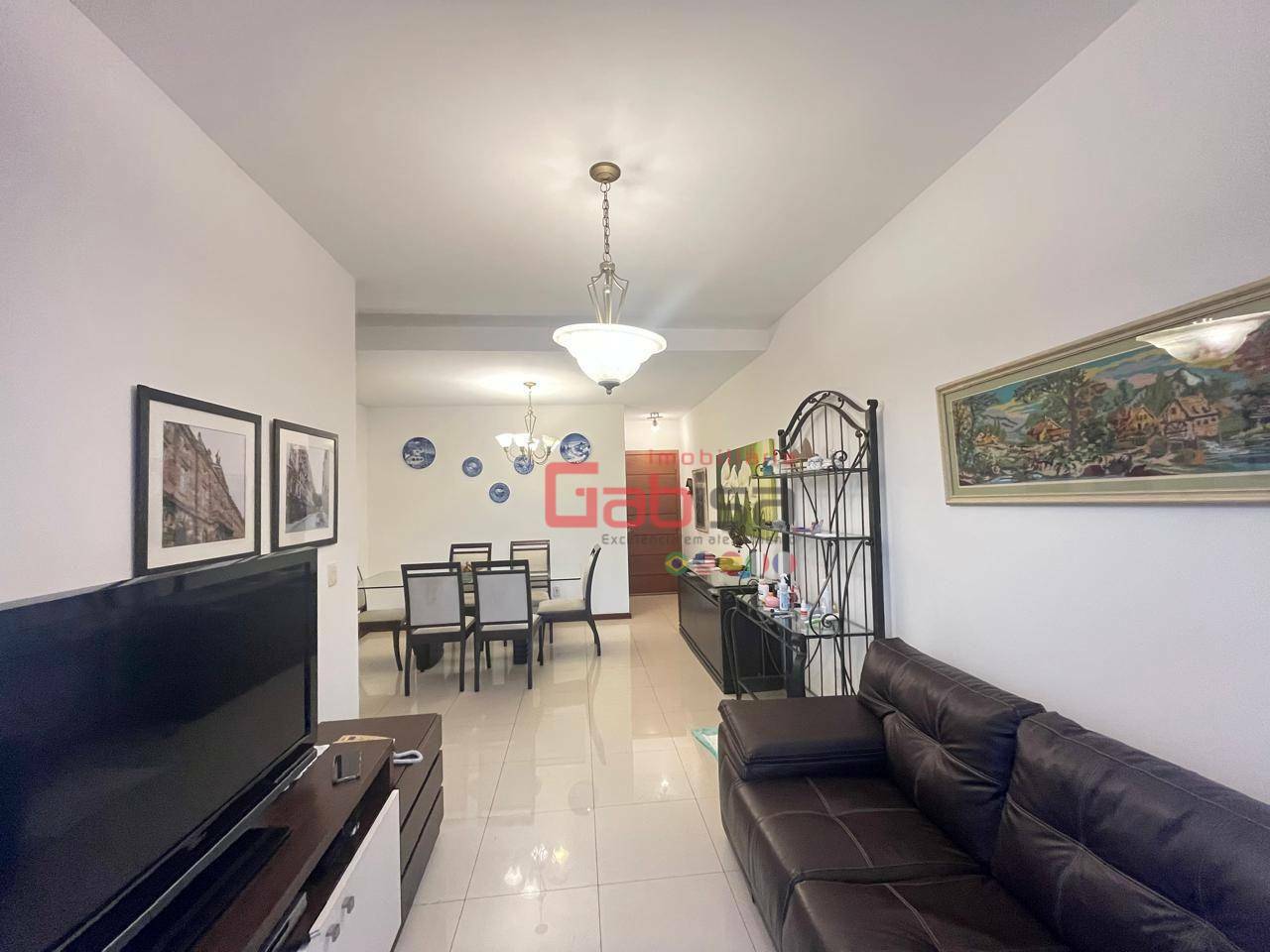 Apartamento para alugar com 3 quartos, 157m² - Foto 2