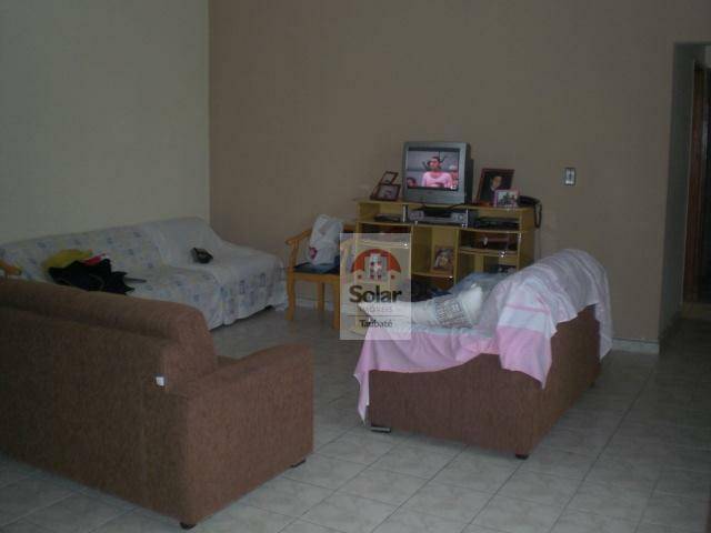 Apartamento à venda com 3 quartos, 137m² - Foto 2