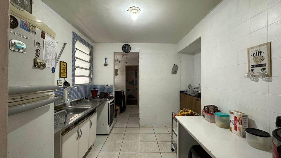 Apartamento à venda com 3 quartos, 75m² - Foto 4