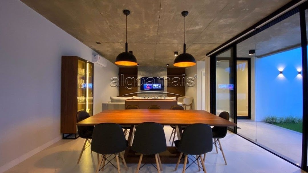 Casa à venda com 4 quartos, 270m² - Foto 15