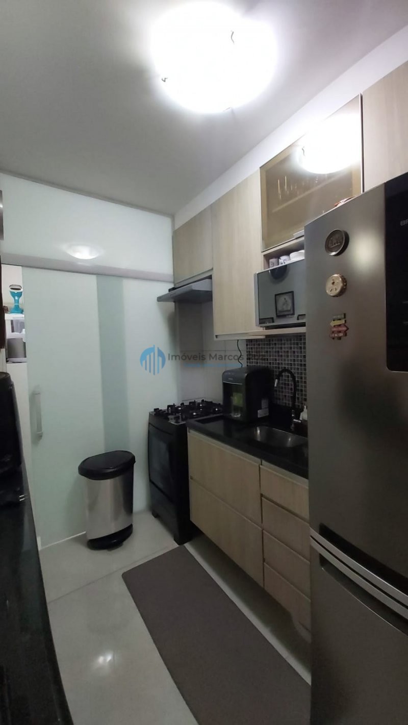 Apartamento à venda com 2 quartos, 60m² - Foto 8