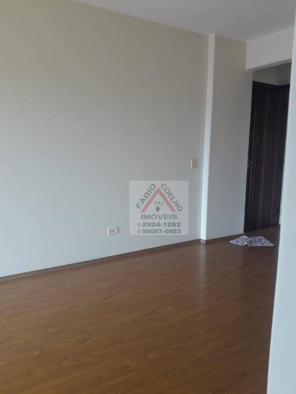 Apartamento à venda com 2 quartos, 64m² - Foto 8